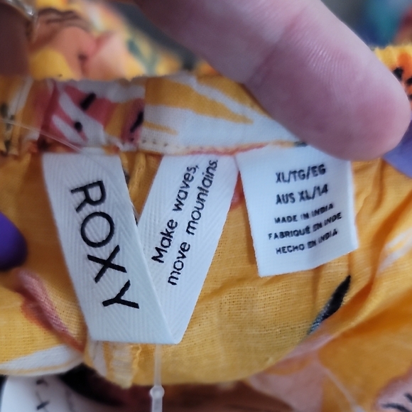 Roxy on way love shorts romper Vibrant peach Floral chamois juniors xl - Picture 2 of 7